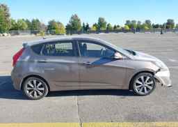 2012 HYUNDAI ACCENT GLS