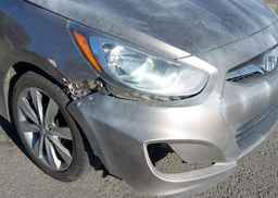2012 HYUNDAI ACCENT GLS