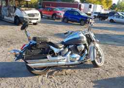 2013 SUZUKI VL1500
