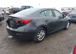 2015 MAZDA MAZDA3 GS