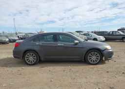 2014 CHRYSLER 200 LIMITED