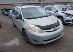 2010 TOYOTA SIENNA LE V6