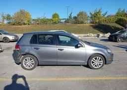 2011 VOLKSWAGEN GOLF 2.0 TDI COMFORTLINE