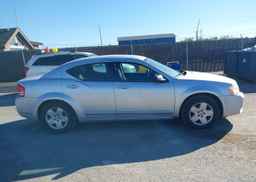 2010 DODGE AVENGER SE