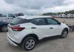 2021 NISSAN KICKS