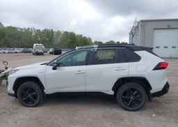 2020 TOYOTA RAV4 HYBRID XLE