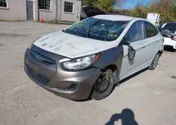2012 HYUNDAI ACCENT