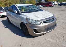 2012 HYUNDAI ACCENT