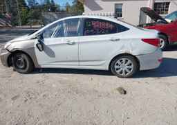 2012 HYUNDAI ACCENT