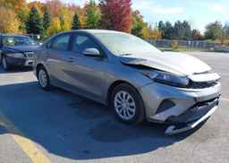 2023 KIA FORTE LX