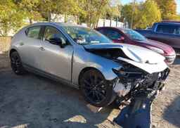 2023 MAZDA 3 PREMIUM