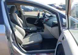 2011 FORD FIESTA SE