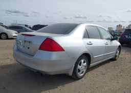 2006 HONDA ACCORD SE