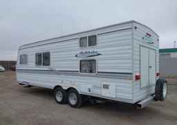 2004 HOLIDAIRE CAMPER