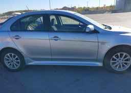 2010 MITSUBISHI lancer se