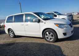 2010 VOLKSWAGEN ROUTAN SE