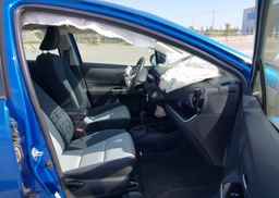 2015 TOYOTA PRIUS C TECHNOLOGY