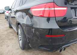 2011 BMW X6 M