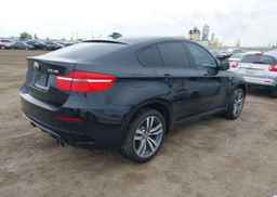 2011 BMW X6 M