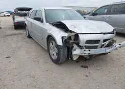 2005 DODGE MAGNUM