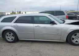 2005 DODGE MAGNUM