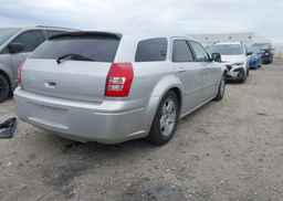 2005 DODGE MAGNUM