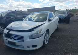 2013 NISSAN MAXIMA SV