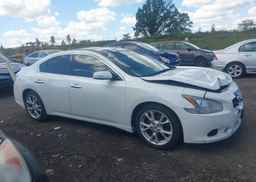 2013 NISSAN MAXIMA SV