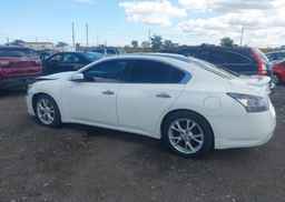 2013 NISSAN MAXIMA SV
