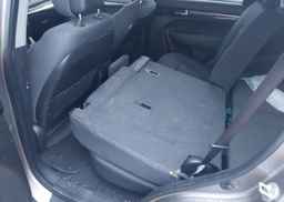 2011 KIA SORENTO LX