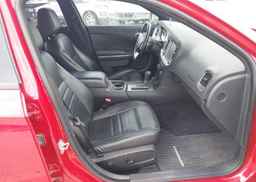 2011 DODGE CHARGER R