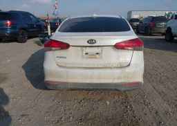 2017 KIA FORTE EX