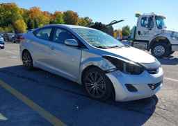 2013 HYUNDAI ELANTRA GL