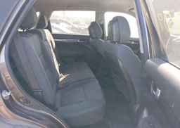 2012 KIA SORENTO LX