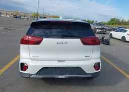 2022 KIA NIRO EX