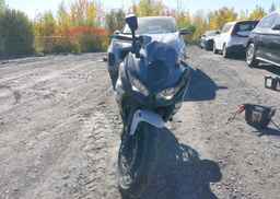 2022 KAWASAKI EX650 M