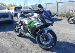 2022 KAWASAKI EX650 M