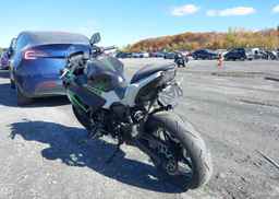 2022 KAWASAKI EX650 M