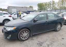 2012 TOYOTA CAMRY XLE
