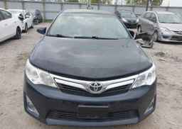 2012 TOYOTA CAMRY XLE