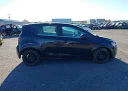 2016 CHEVROLET SONIC LT AUTO