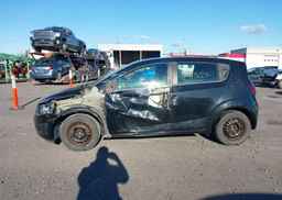 2016 CHEVROLET SONIC LT AUTO