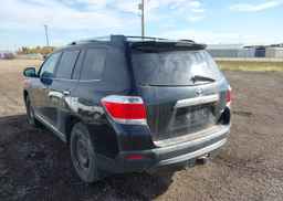 2011 TOYOTA HIGHLANDER LIMITED