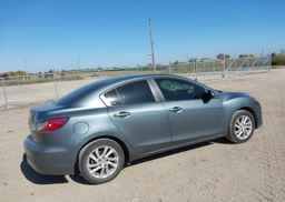 2012 MAZDA MAZDA3 GS-SKY