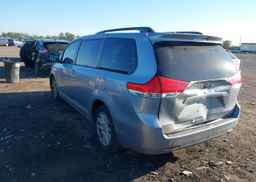 2013 TOYOTA SIENNA LE 7 PASSENGER