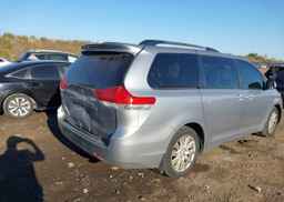 2013 TOYOTA SIENNA LE 7 PASSENGER