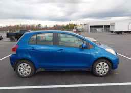 2010 TOYOTA YARIS