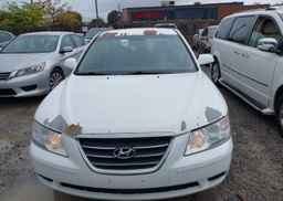 2010 HYUNDAI SONATA