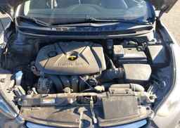 2011 HYUNDAI ELANTRA GL