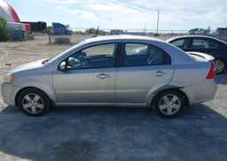 2009 PONTIAC WAVE SE